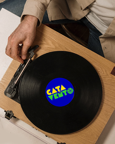 Foto placeholder: equipamento de som vintage